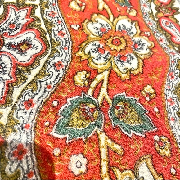 Wool blend vintage floral scarf/wrap w farmhouse folk country vibe - Picture 12 of 15